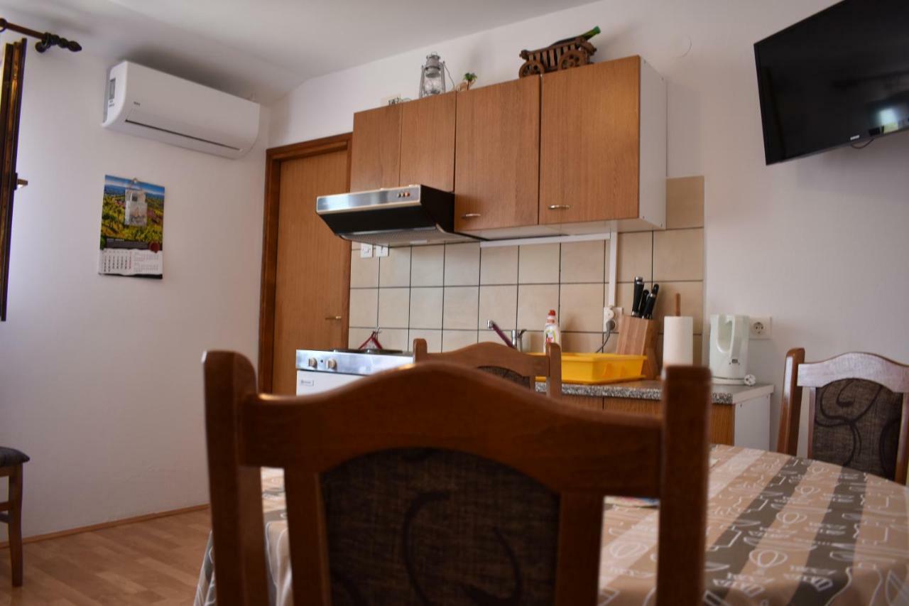 Apartman Nin-Dodo Exterior foto