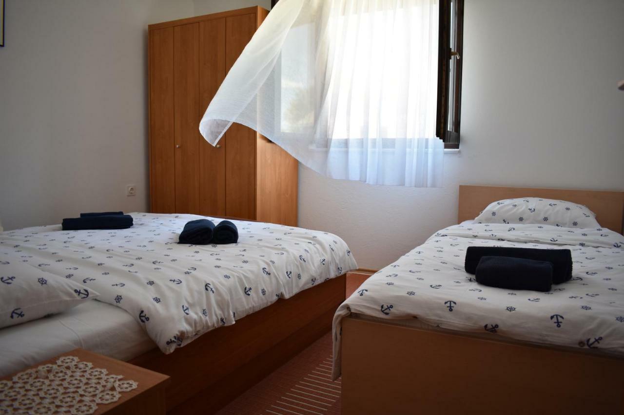 Apartman Nin-Dodo Exterior foto
